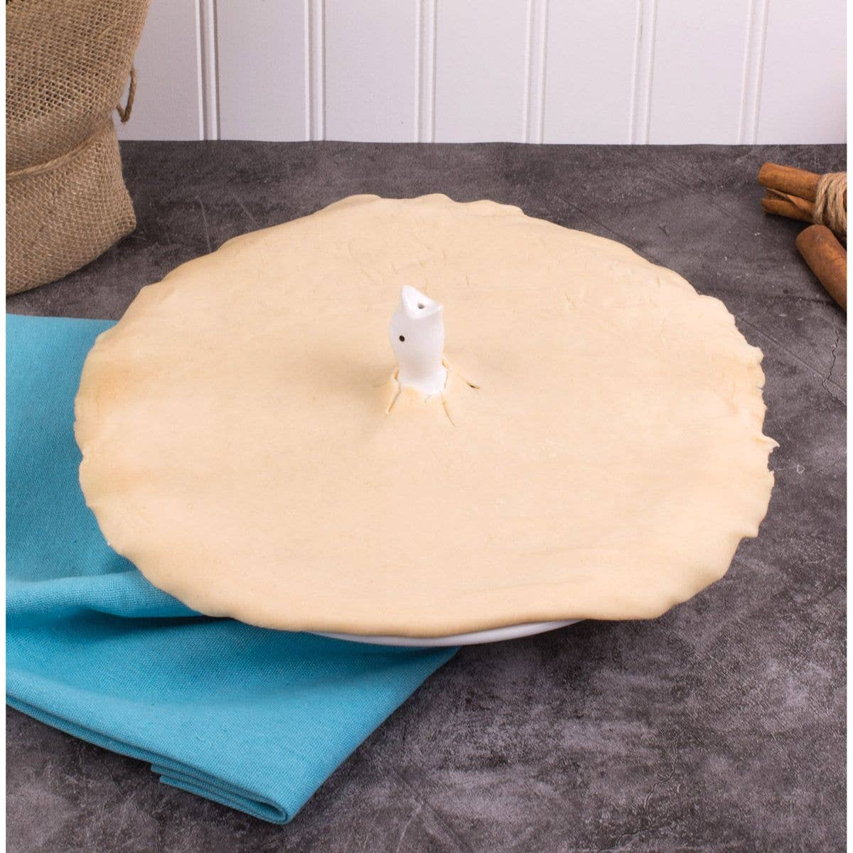 Porcelain Baking Pie Bird