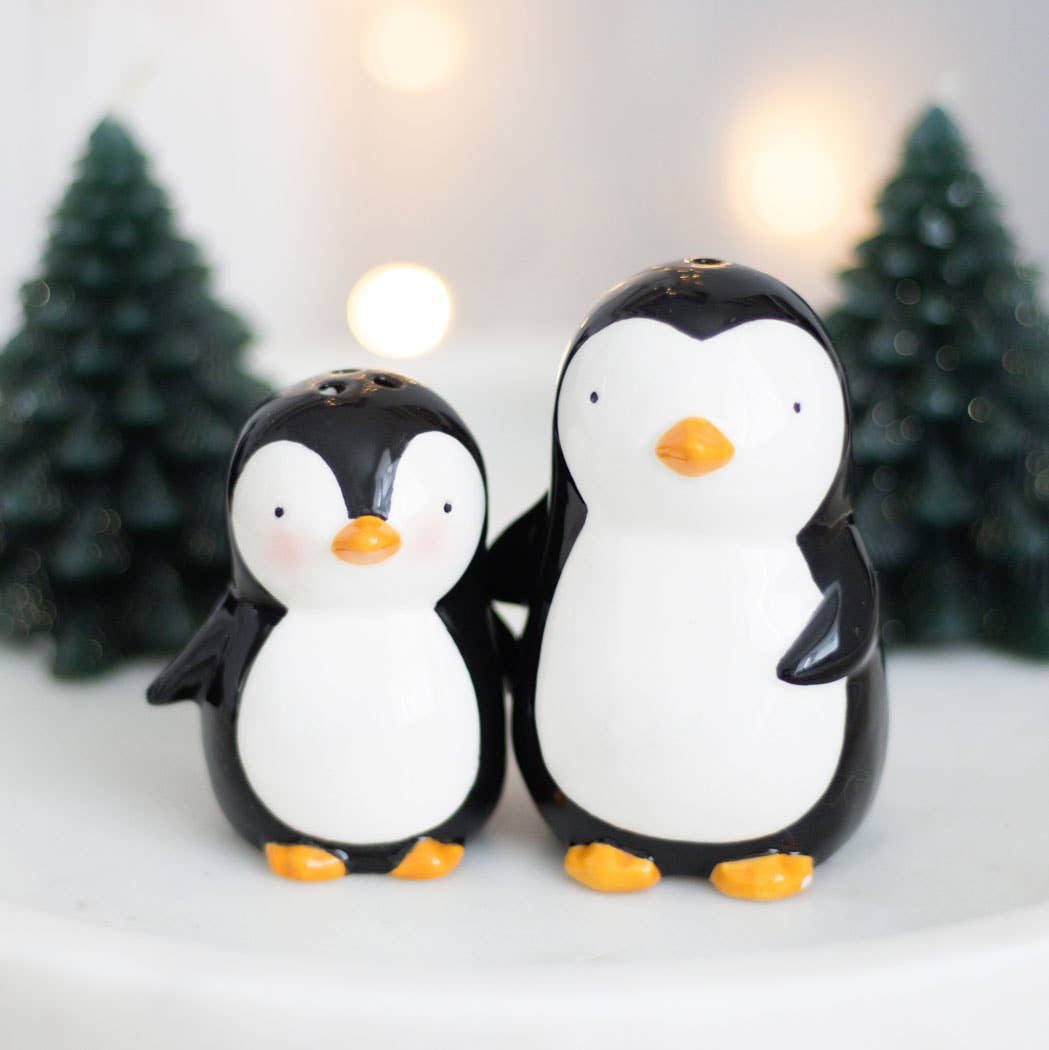 Hugging Penguins Winter Salt and Pepper Shakers