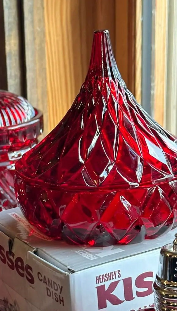 Hershey's KISSES Red Candy Dish